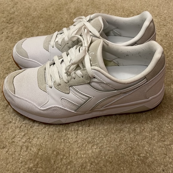 Diadora N9002 Suede Sneakers Size 9 Color White Cream - Picture 3 of 11
